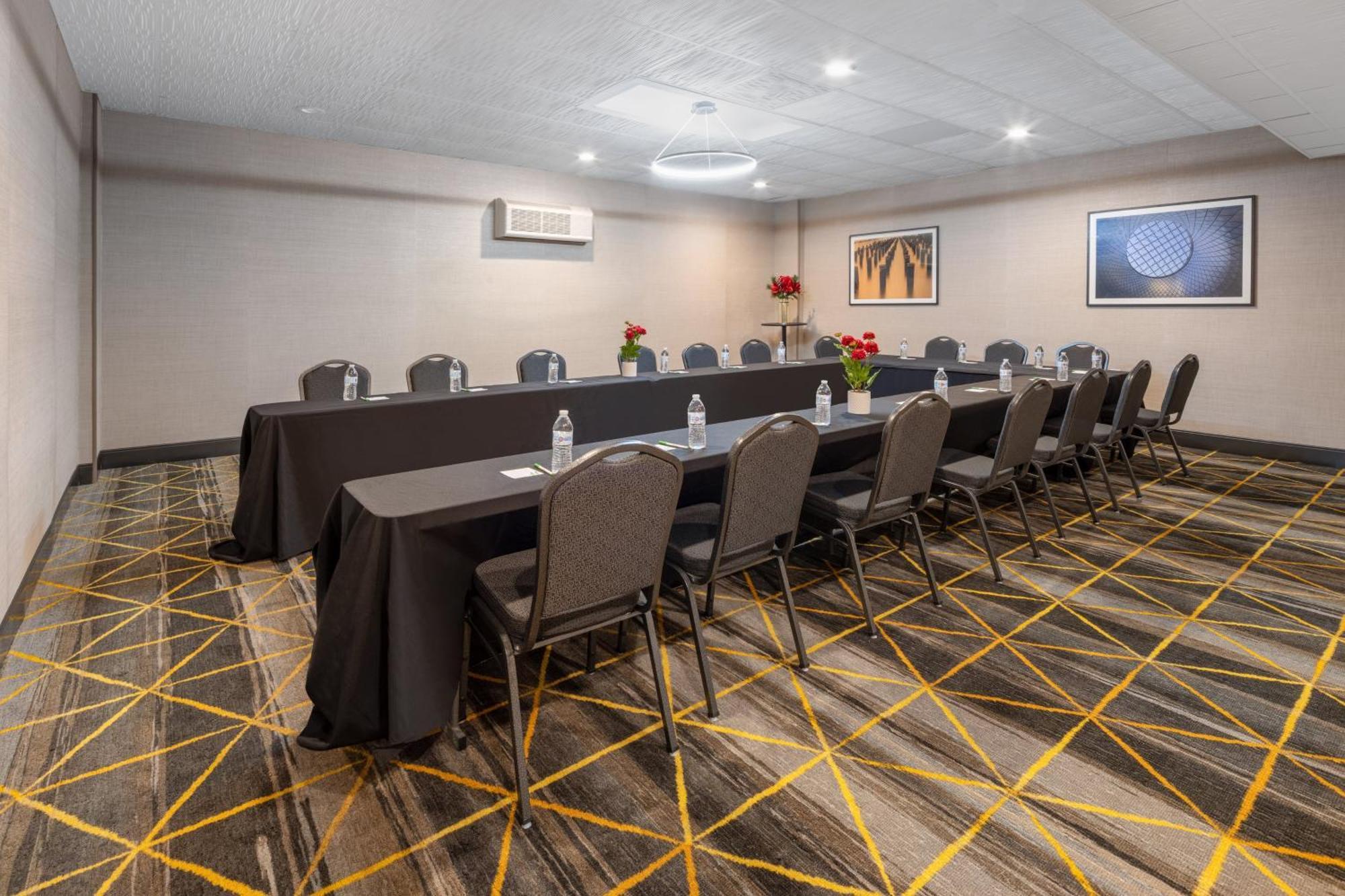 Holiday Inn Poughkeepsie By Ihg Eksteriør bilde